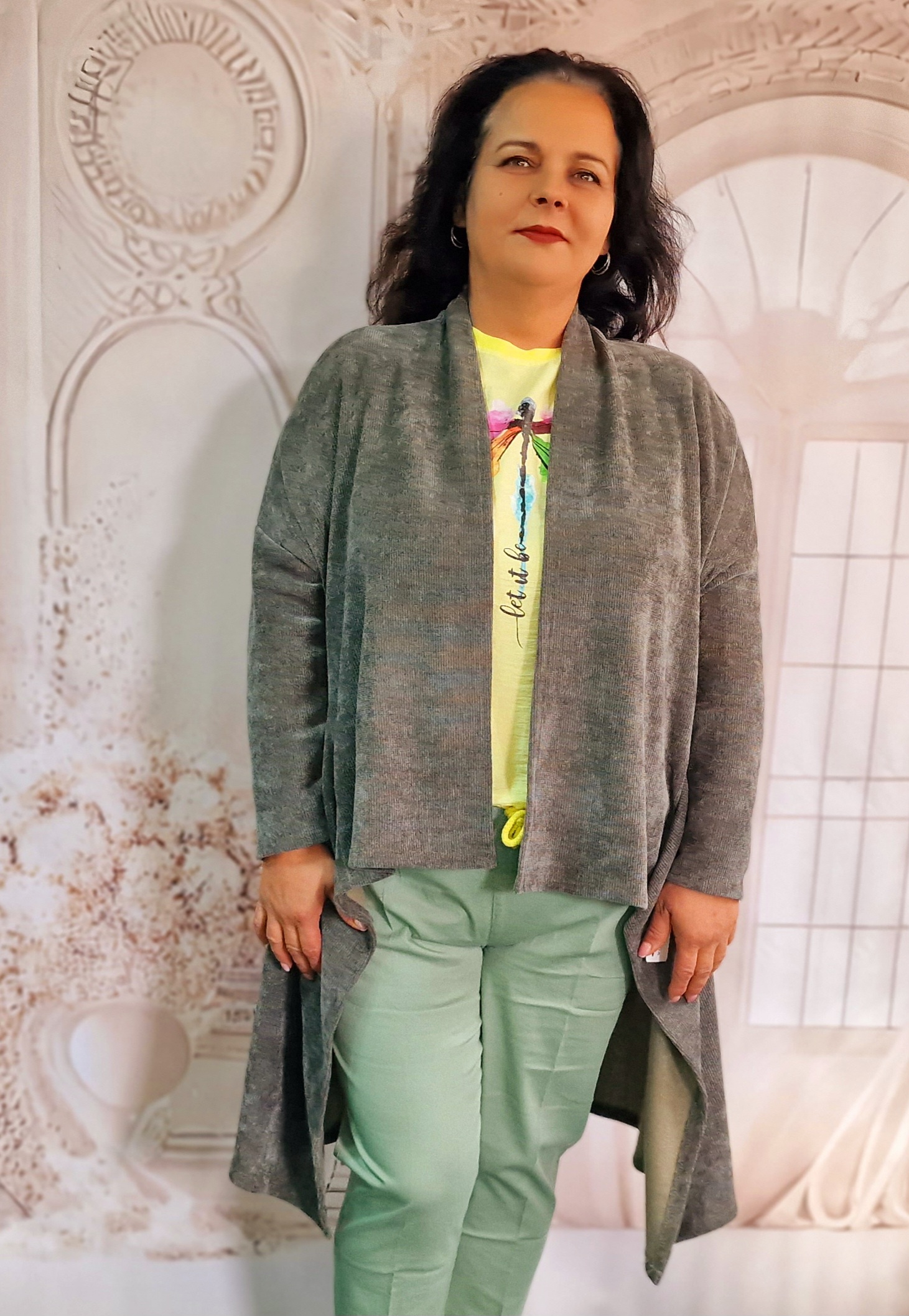 Cardigan oversize catifea raiata groasa gri