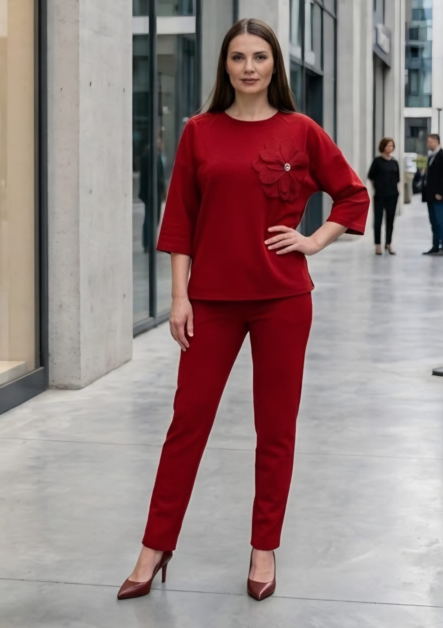 Compleu oversize cu floare aplicata rosu 7938e7aebee4 Compleu oversize cu floare aplicata rosu