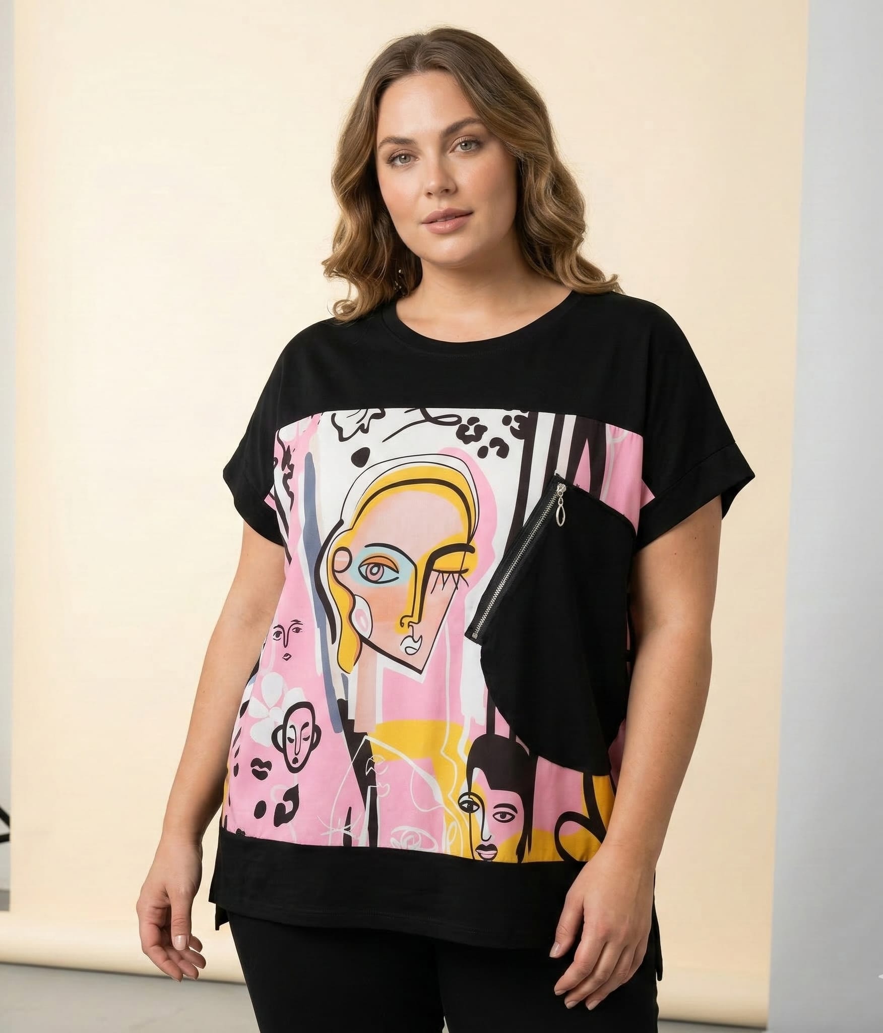 Tricou supradimensional negru imprimeu face women