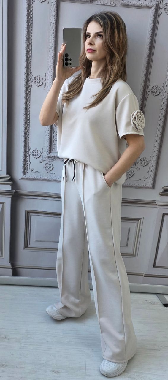 Compleu dama maneca scurta floare crem